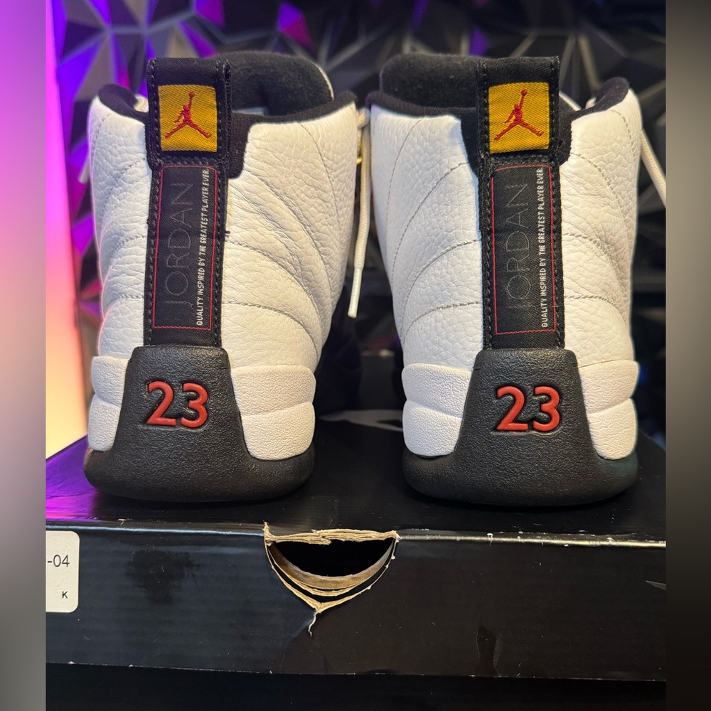Air Jordan 12 Taxi - Picture 3 of 10